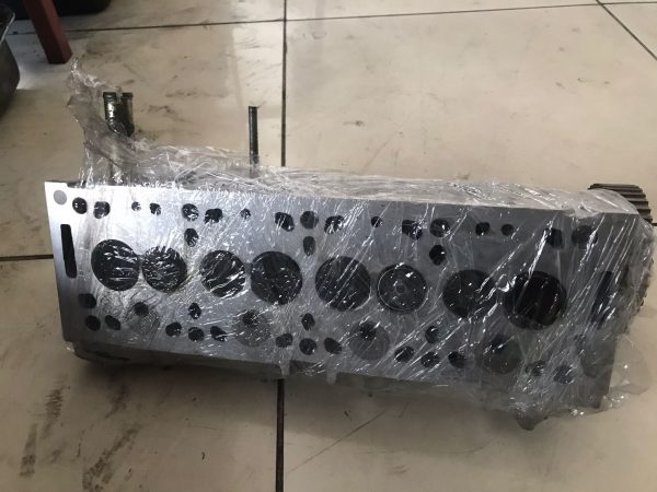 Peugeot partner 1.9 silindir kapağı